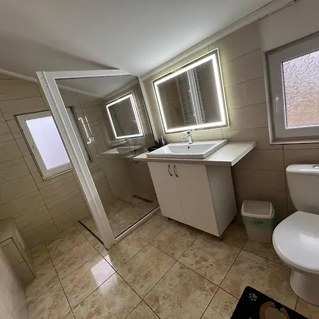 Hotel готель-кафе чатина *